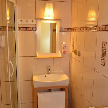 Inn Karczma Michelle *